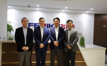 �ŵ�88������վ�ܲù�껽Ӵ�ס���������Ŷ��³�һ������